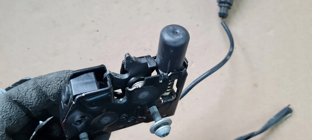 фото №5, S6 c7 4g lift замок капот поперечина перед 4g0823509d s7 4g a7