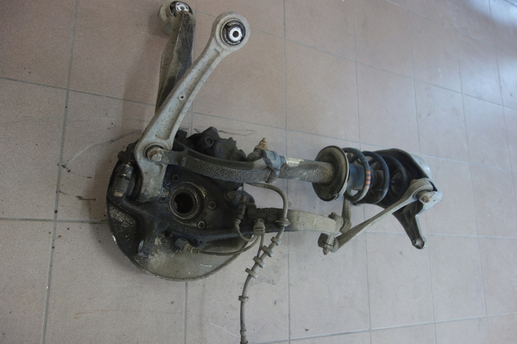 фото №8, Ступица поворотный кулак левая перед audi a4 b8 a5 2.0tdi