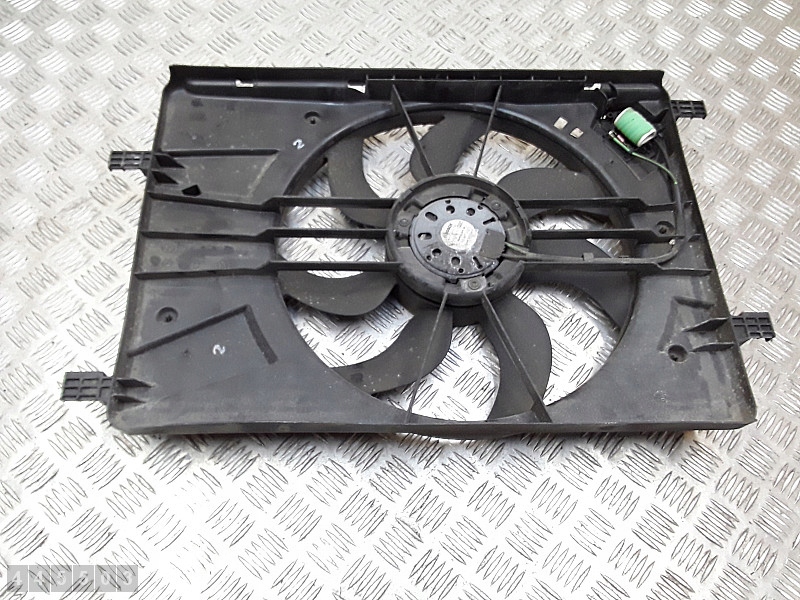 2013 opel astra вентилятор радиатора с диффузор 1400бензин 0130308451 132 с Разборки