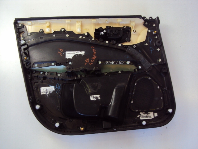 фото №5, Обивка дверь правый перед jeep compass 2017-