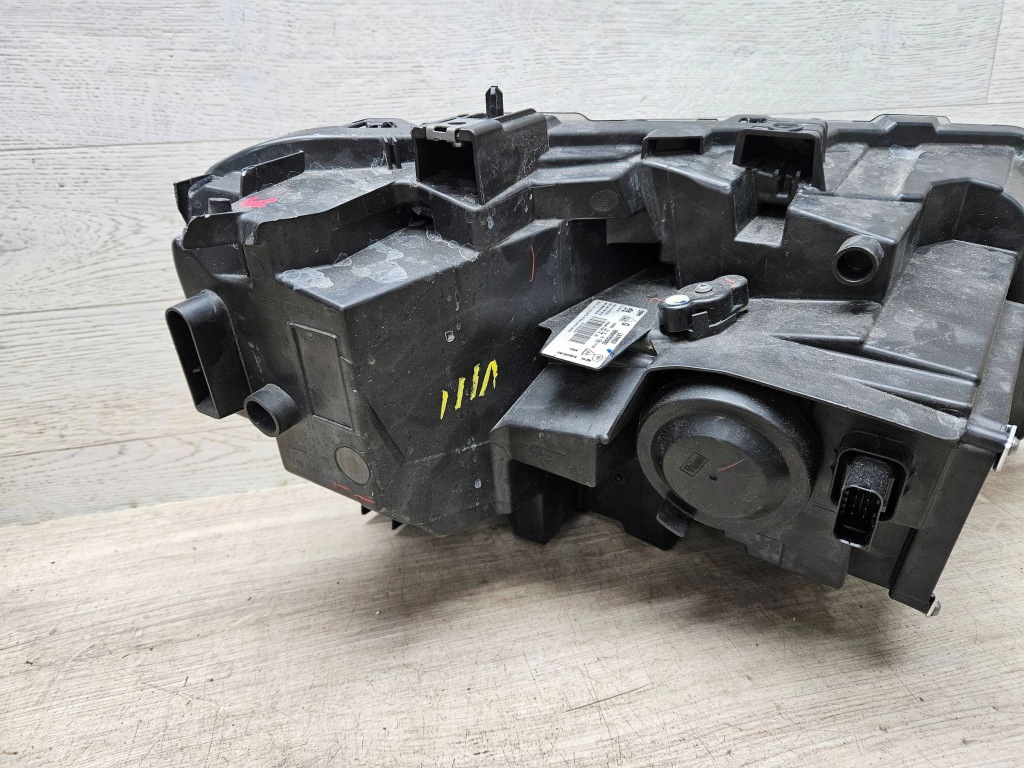 Фара перед сторона левая peugeot rifter 9854782680 Киев