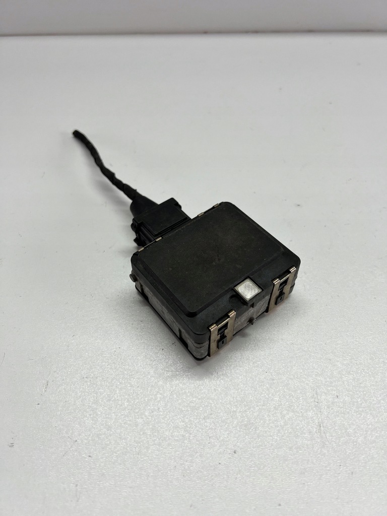 фото №1, Радар disctronic vw golf passat 5qf907561d