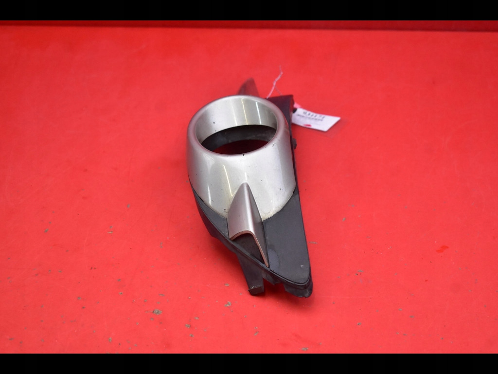 фото №6, Решётка бампера правая 1q0853666b vw eos 06-10