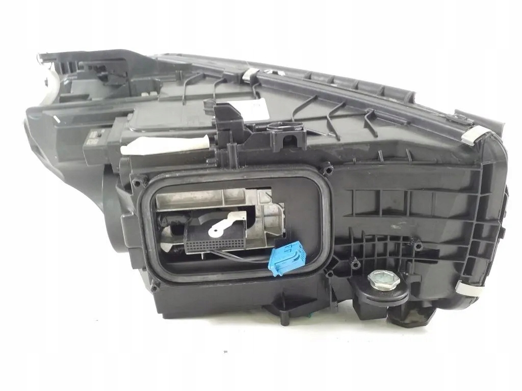 фото №8, Лампа ліва передня mercedes-benz c w206 a2069065304 2.1l дизель 2023