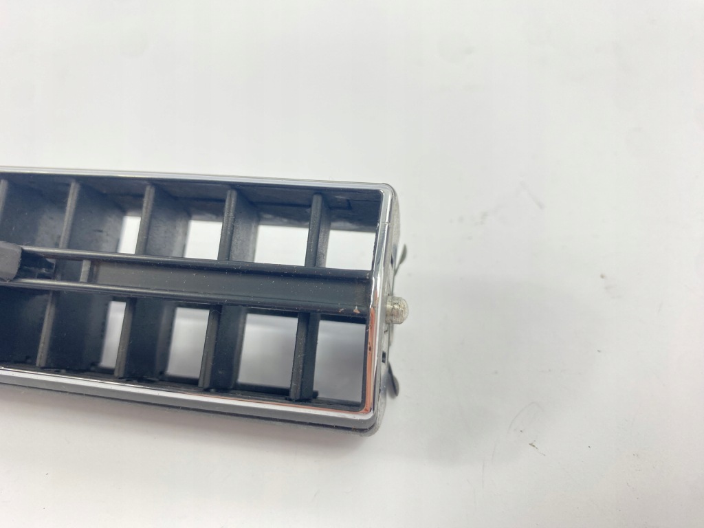 фото №11, Средняя решётка обдув панель приборная консоль mercedes w126 1268310330