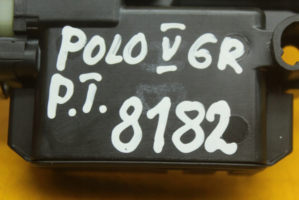 фото №12, Моторчик блок керування скло правий задня vw polo v 6r0959812g 0130822533