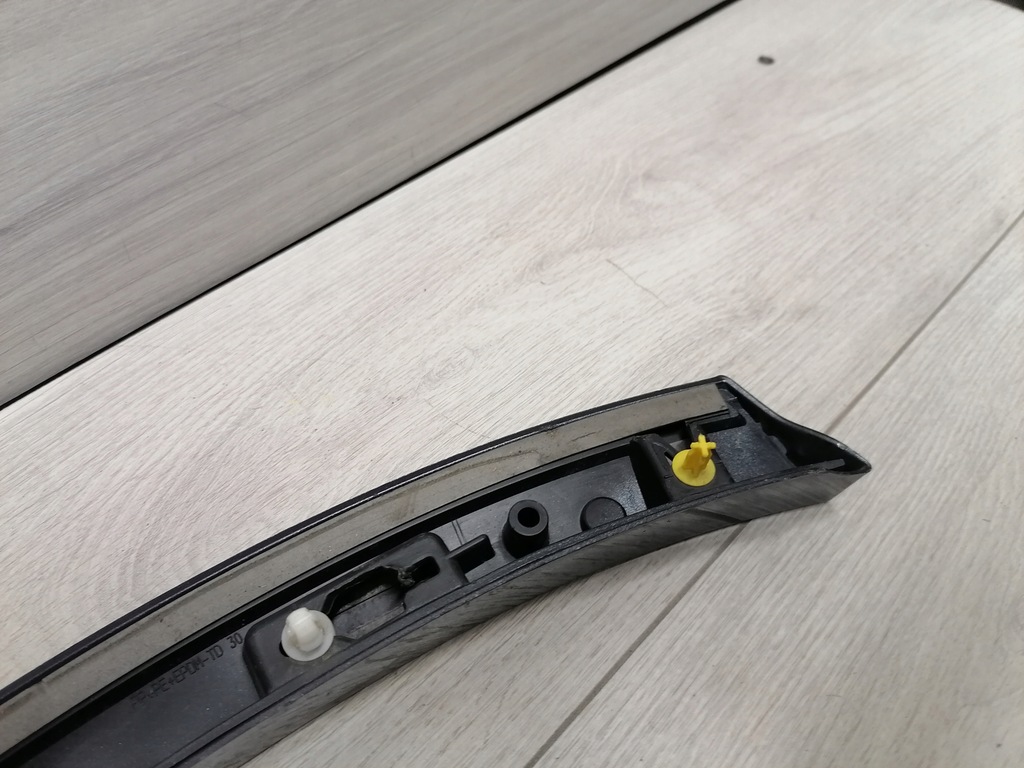 фото №11, Audi q7 молдинг крыло левый задняя - 4m0853817e