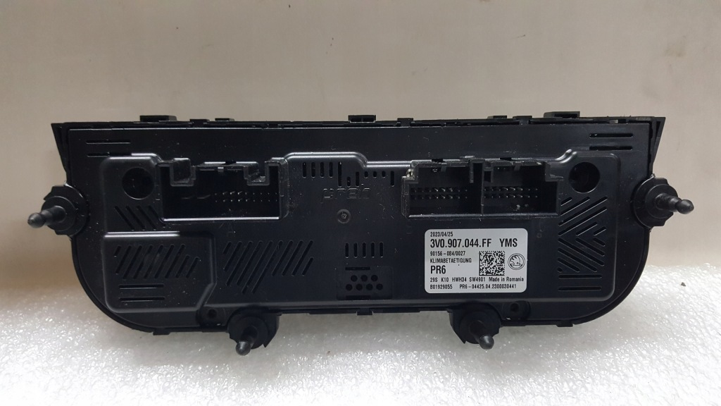 фото №9, Новый оригинальный панель кондиционера skoda fabia iii 6v0907044d