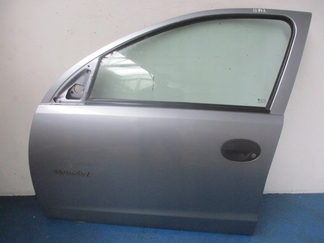 фото №1, Opel corsa c 5d дверь перед левая z163