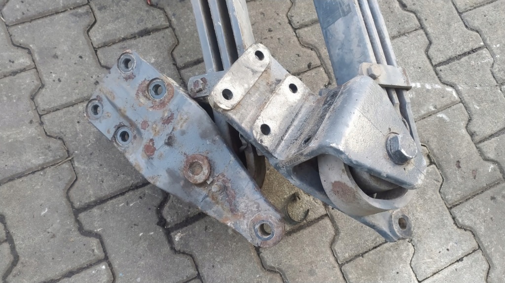 фото №1, Daf 480 km euro 3 кронштейн монтажний ресора перед ресора 3 ресорний element