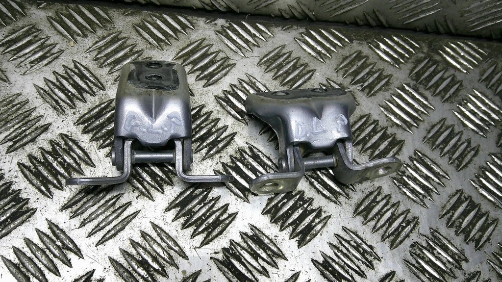 фото №1, Петли дверь левый перед петля nissan qashqai j10 lift 12r kpl kaq