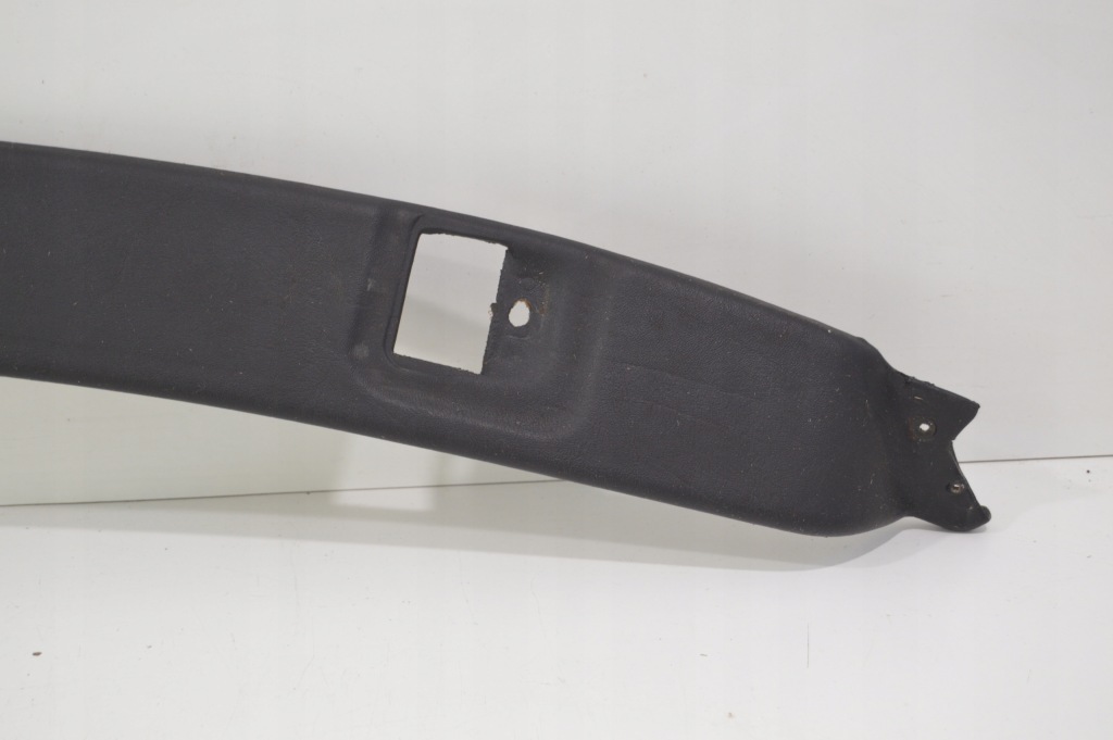 Защита стекло лобовое рамы молдинг верхний mercedes r129 sl 1296905030 в Украине