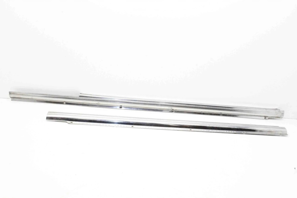 Купити Накладки декоративні поріг mercedes-benz sl r107 1076860336 32574105 3.8l