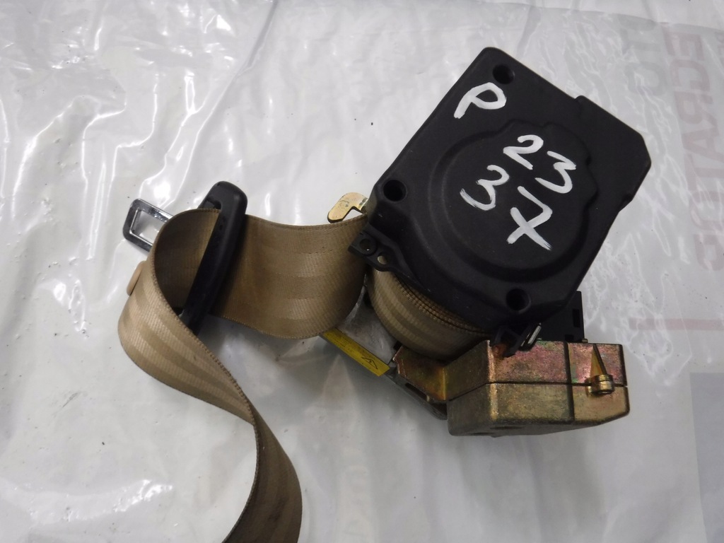 фото №1, Pas безопасности правый задняя passat b5 fl