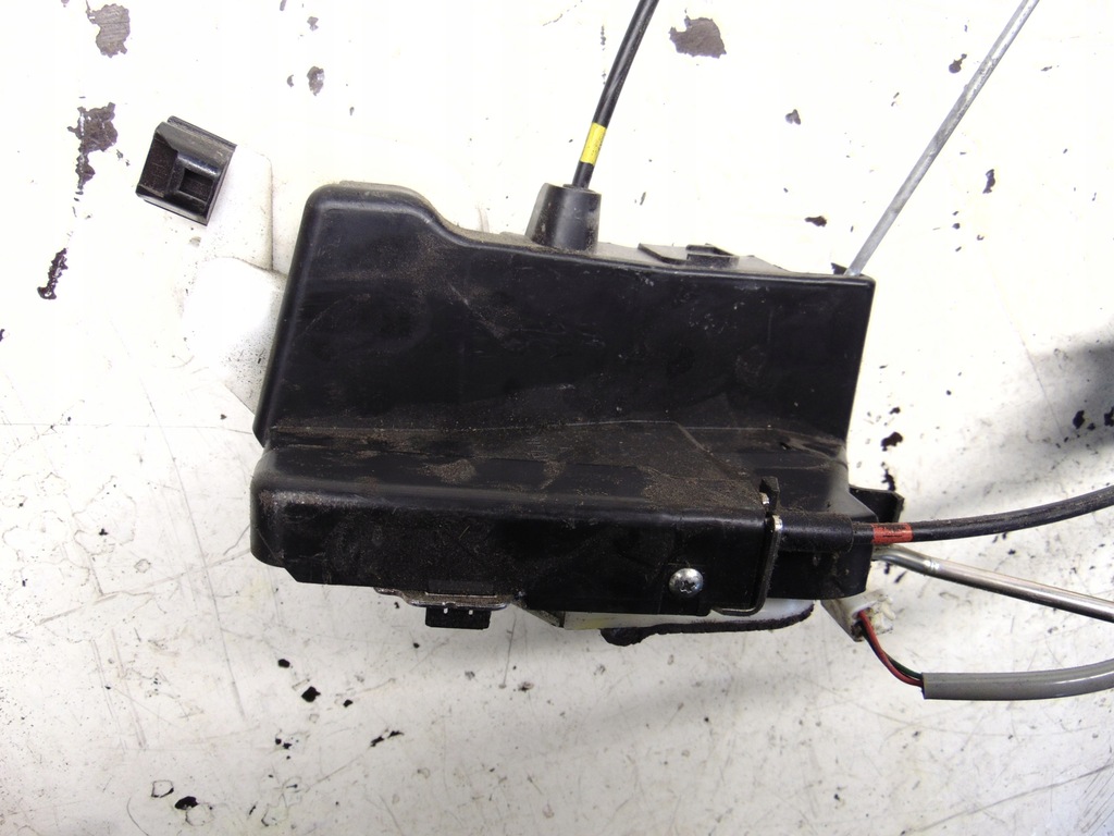 фото №8, Замок двері лівий перед mitsubishi pajero 4 iv 3d