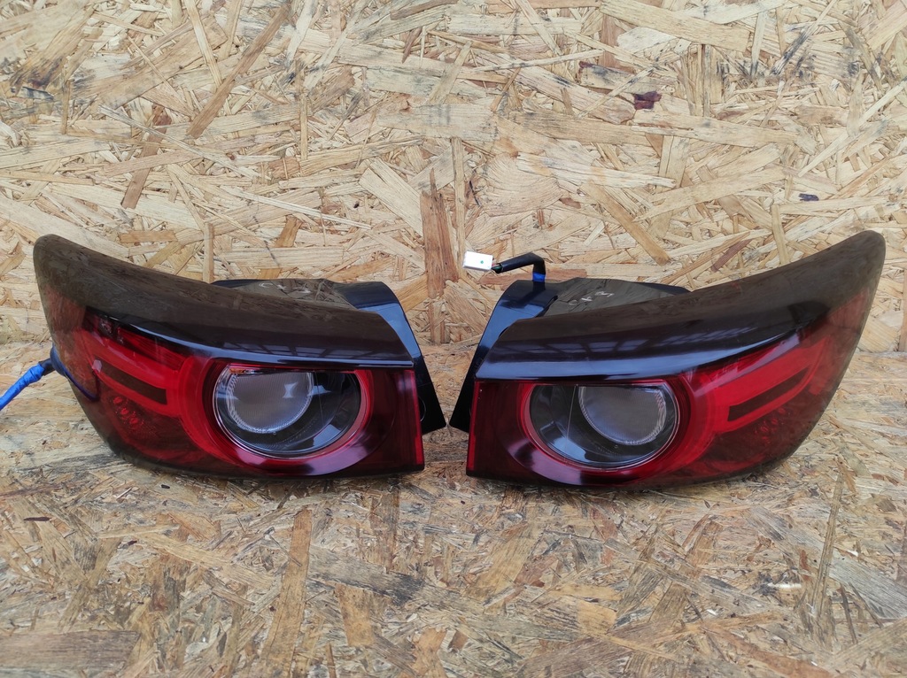 фото №1, Лампа задняя левая правая mazda cx5 ii