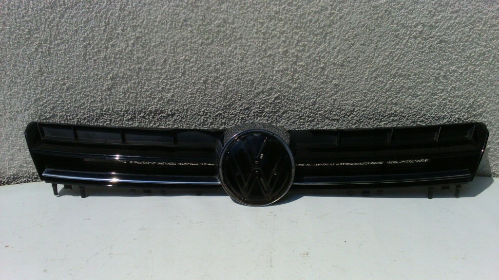 фото №1, Vw golf vii решётка радиатора europa 5g0853653e