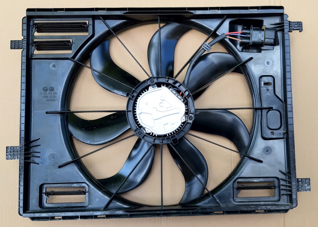 фото №8, Mercedes c-klasa w206 cle w236 c236 вентилятор