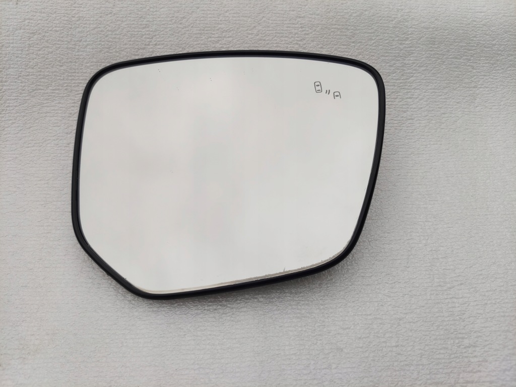 Купить Mitsubishi eclipse cross вкладыш зеркала правый