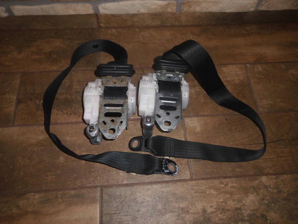 фото №1, Toyota iq 2 x pas безопасности