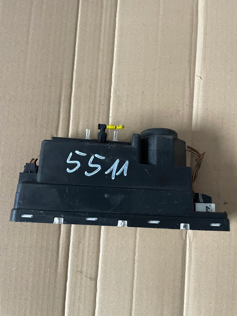 фото №1, Mercedes w210 помпа центрального замка 2108000248