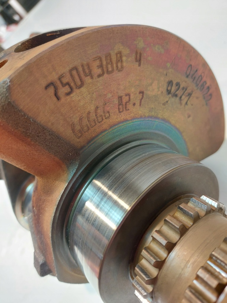 Wał коленчатый bmw e53 e60 e61 e63 e65 e66 4.4 n62 v8 Недорого