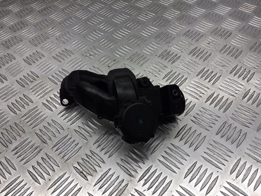 фото №1, Вентиляция картера renault clio iii 8200323338