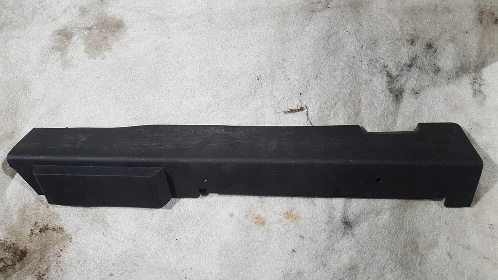 фото №1, Citroen c4 picasso 9658168177 заглушка сиденье