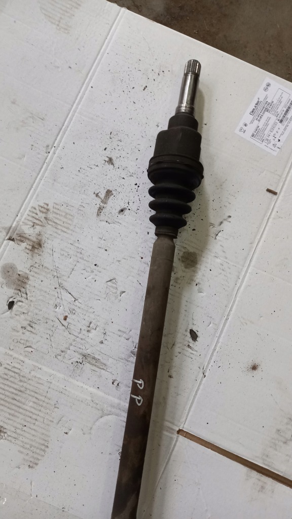 фото №3, Приводной вал правая перед citroen c2 1.4b 05r