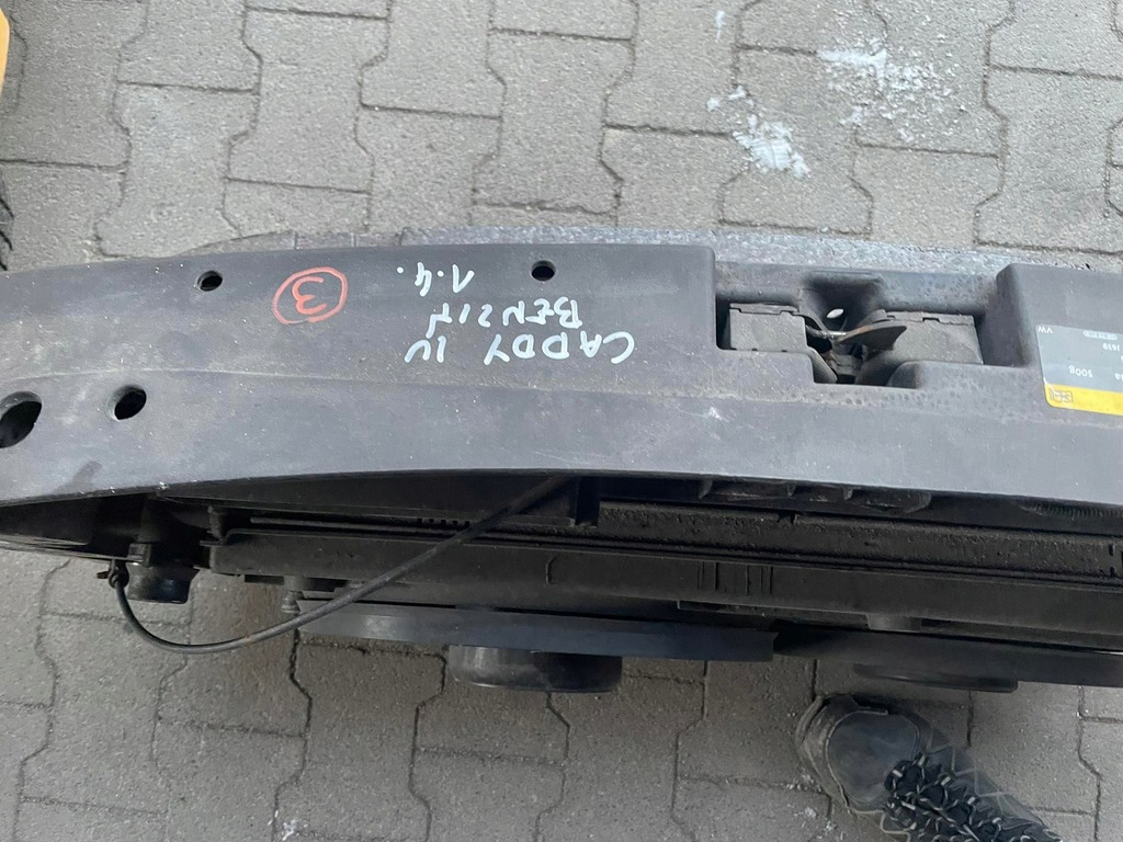 фото №11, Vw caddy 2k5 tsi tdi pas передний перед радиатор