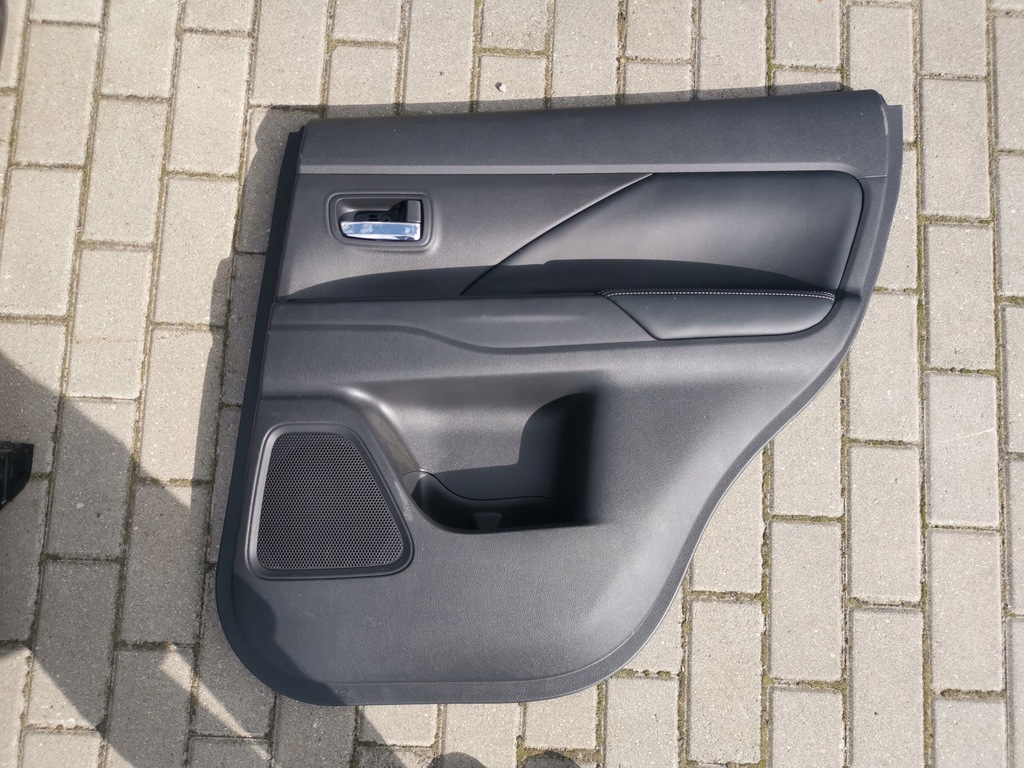 фото №14, Mitsubishi outlander iii lift комплект сидений с обшивки дверей сиденья обшивки