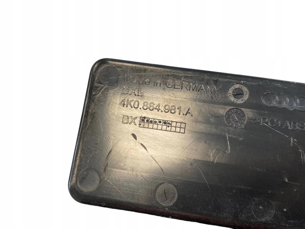 фото №9, 4k0864981a audi a6 c8 тунель середній зарядний пристрій