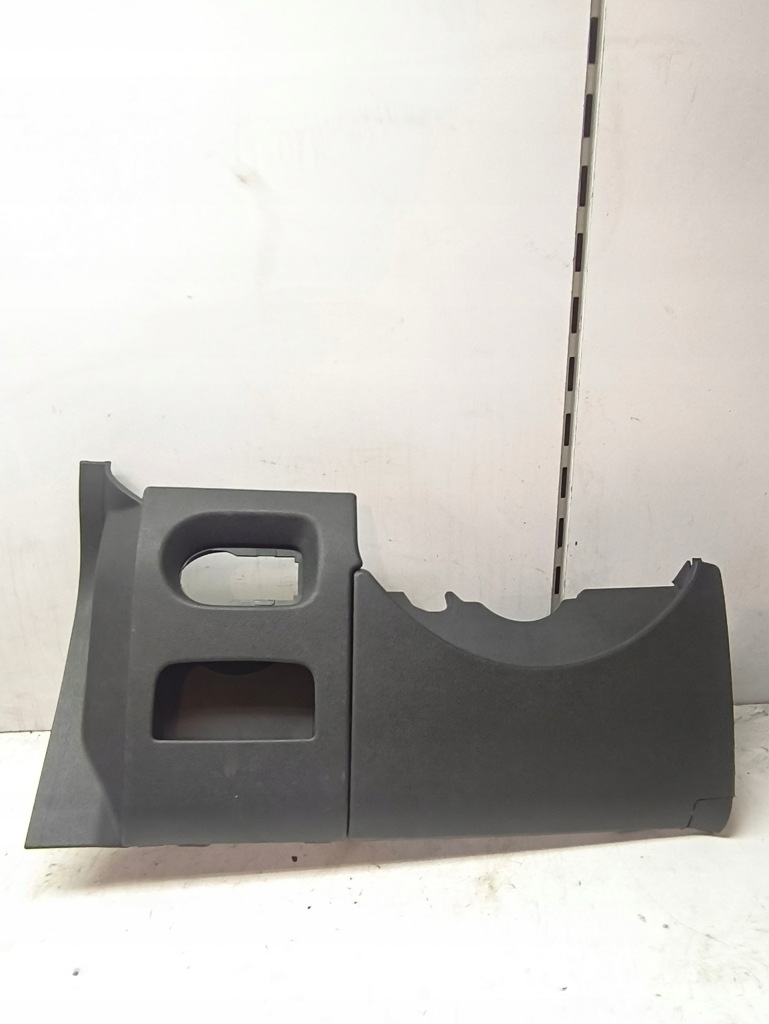 Купити Захист бардачок під  кермо corsa d рестайлінг  11-14