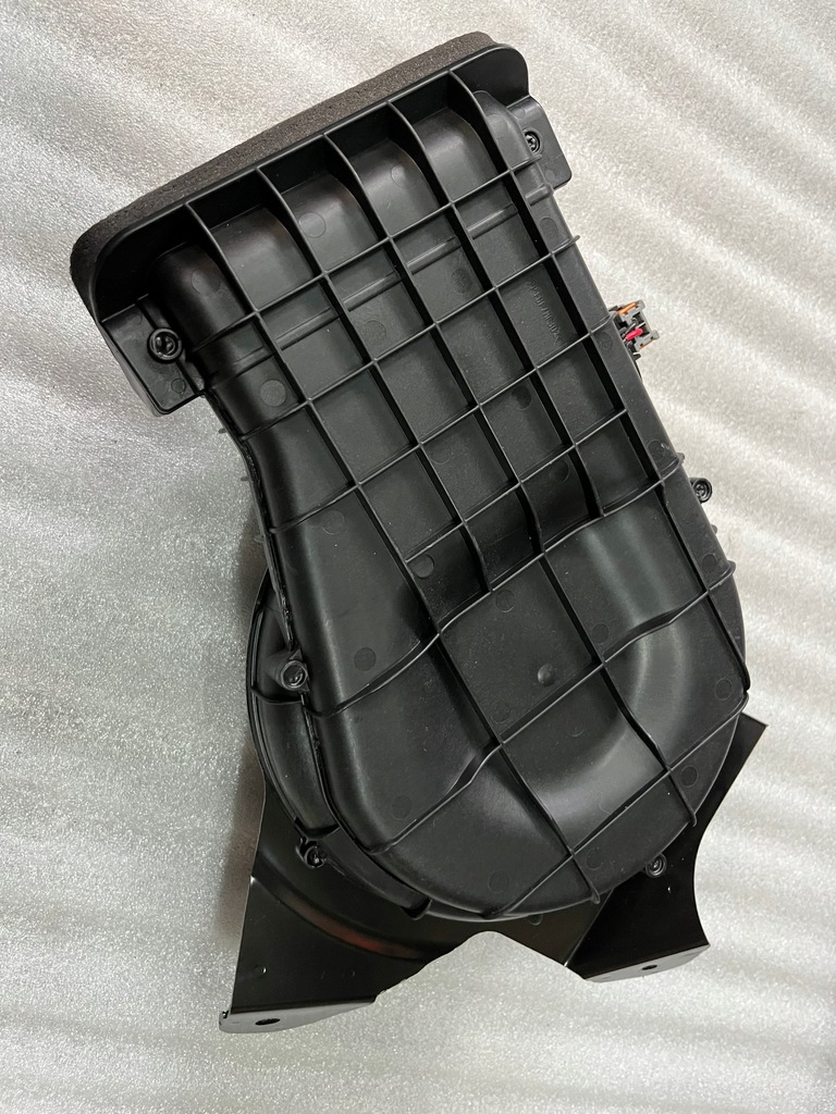 фото №1, Volvo xc40 динамик basow сабвуфер harman kardon