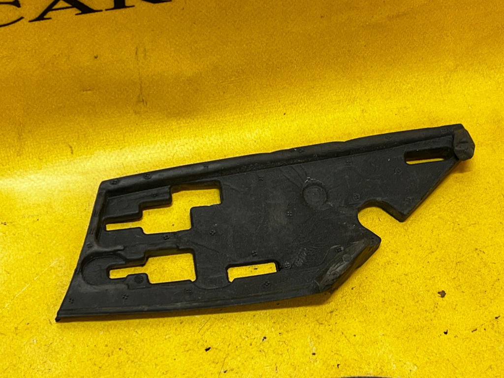 фото №1, Піна w крила права lr discovery v l550