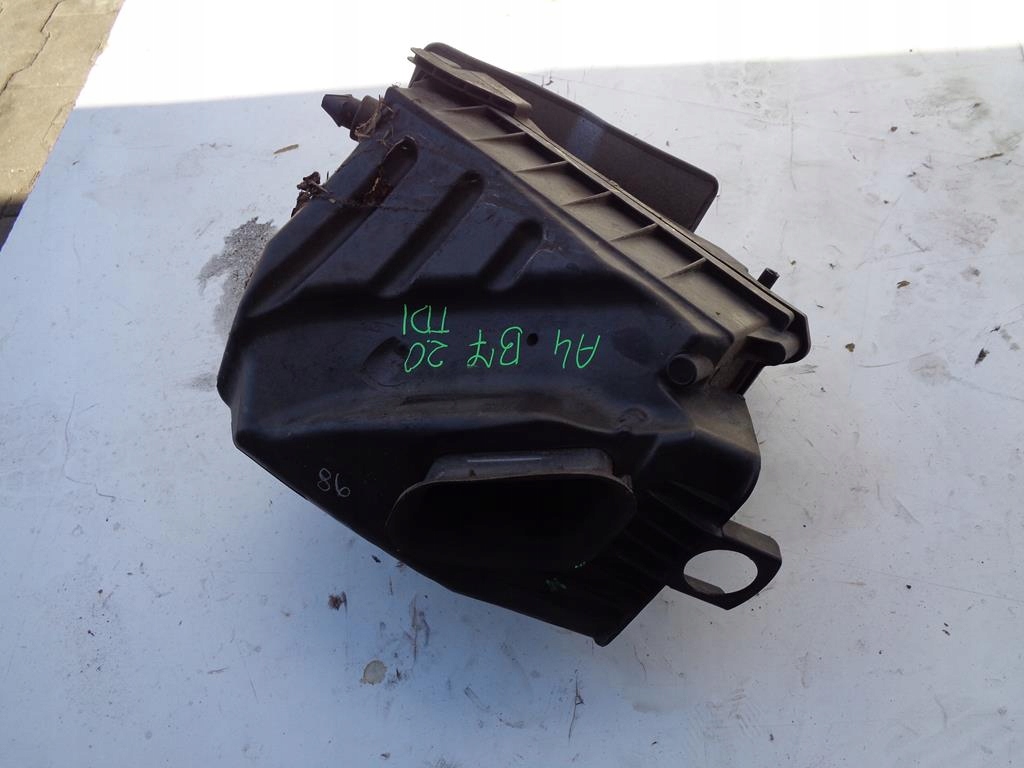 фото №1, Корпус фильтра воздуха audi a4 b7 2.0 tdi