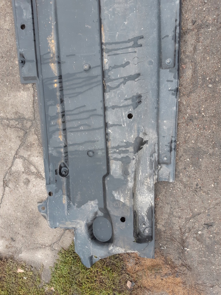 фото №14, Audi a6 c6 защита плита пол подвеска правая 4f0825208