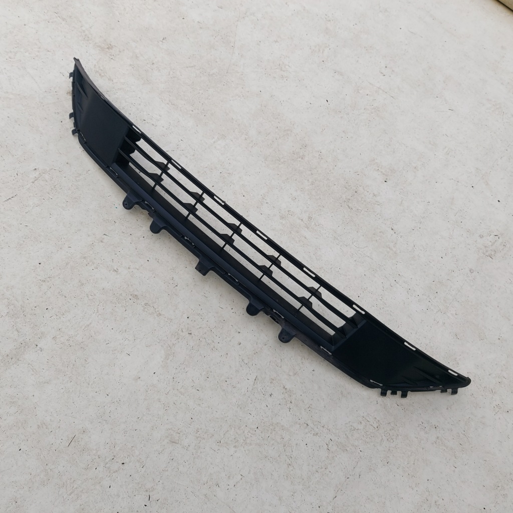 Купить Решётка бампера средняя opel insignia b lift