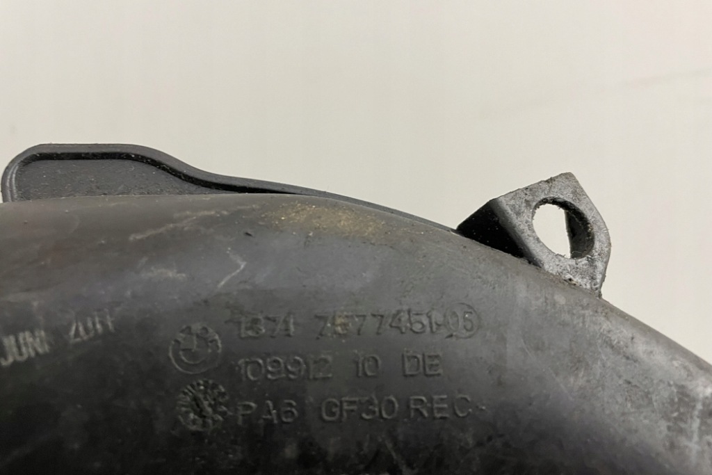 фото №6, Wąż повітря bmw 7 f01, f02 7577451 4.4l бензиновий 330kw 2014