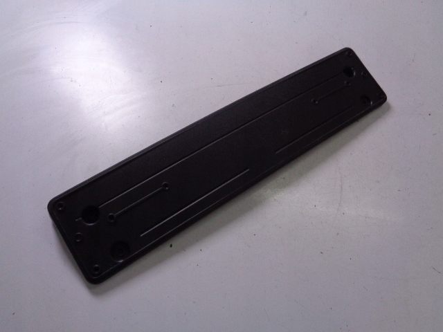 Купити Bmw f40 рамка номерного знака перед підкладка 8071152