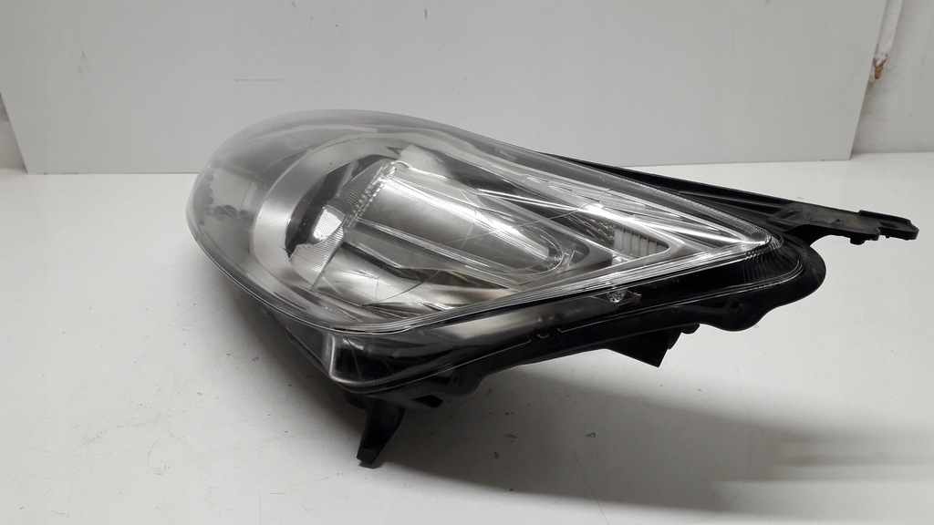 фото №12, Ford c-max 2 ii 10- лампа левая передняя am5113w030