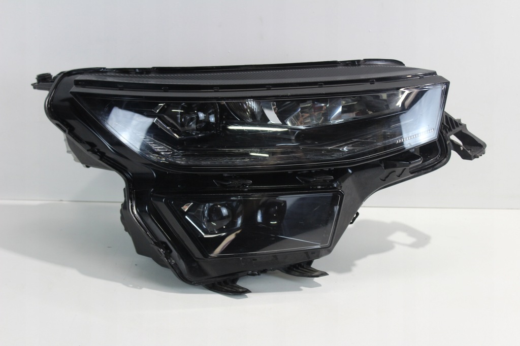 фото №1, Лампа права перед skoda kodiaq lift full led
