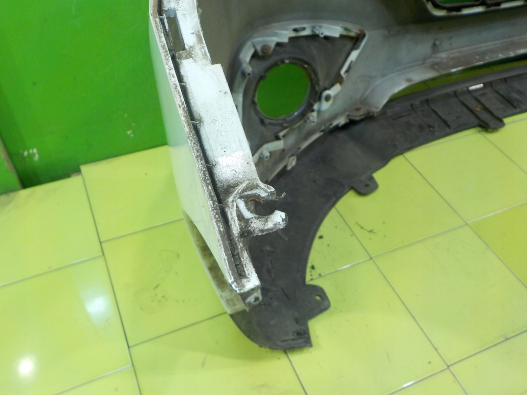 Hyundai ix35 2.0 crdi 10r 5d бампер перед с Разборки