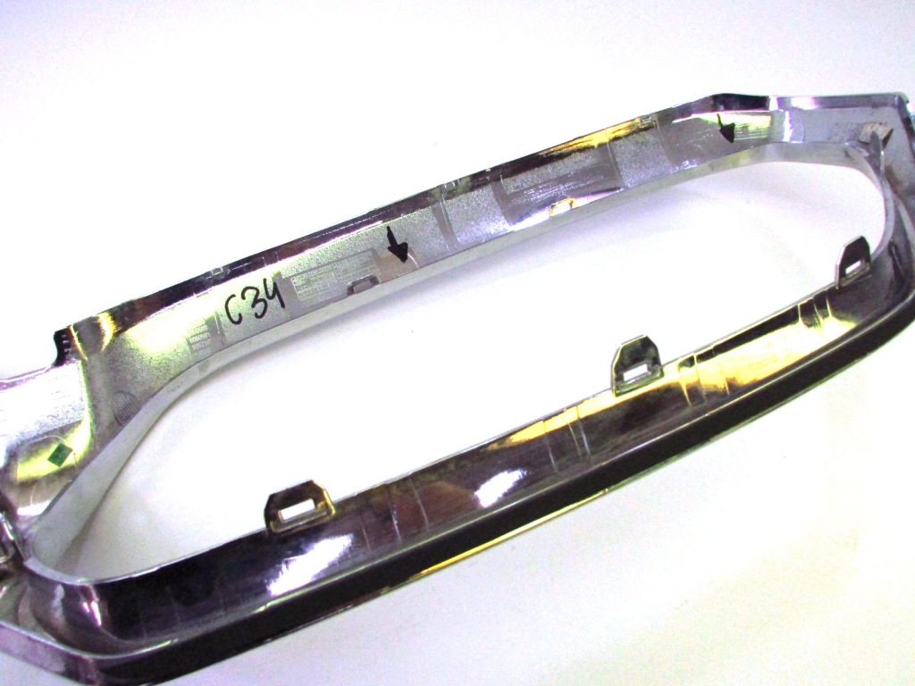 Bmw g30 g31 lift хром решітка радіатора рамка решітка перед передня 9852283 Ціна