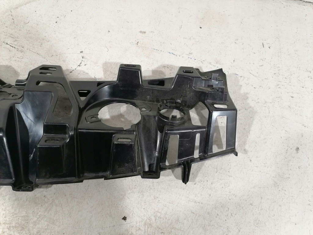 Кронштейн динамика багажника tesla x 1050282-00-d Киев