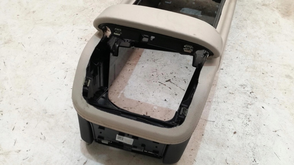 фото №8, Mercedes w223 туннель средний