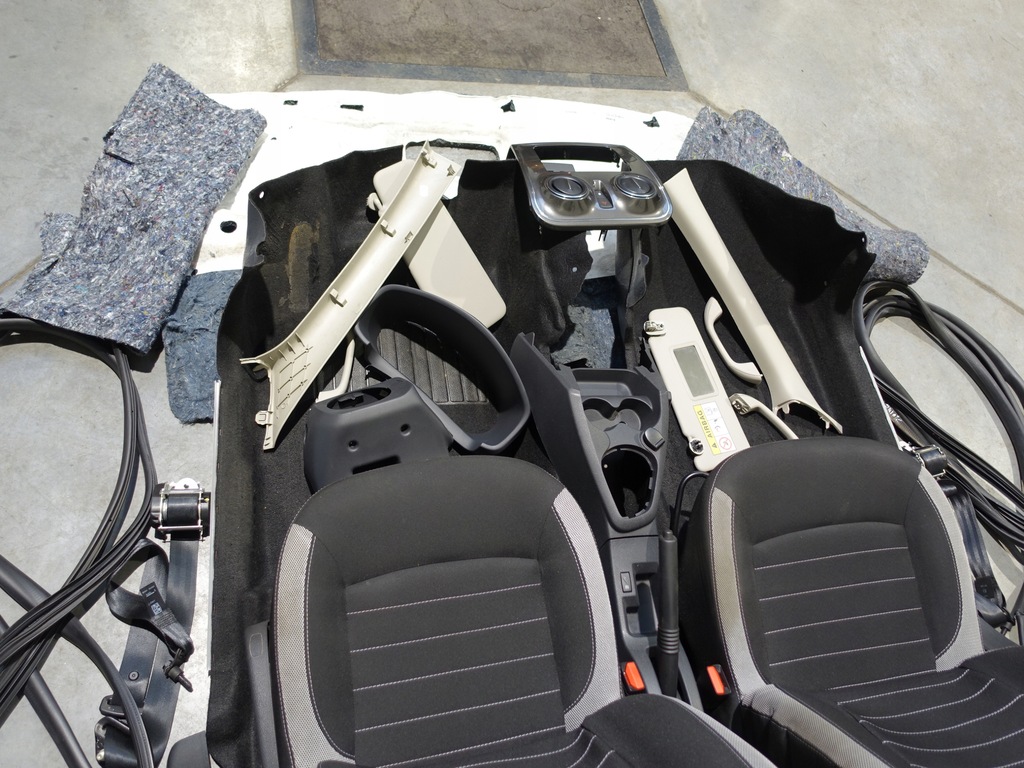 фото №8, Dacia sandero ii stepway lift сиденья заднее сиденье коврик салон полный середина