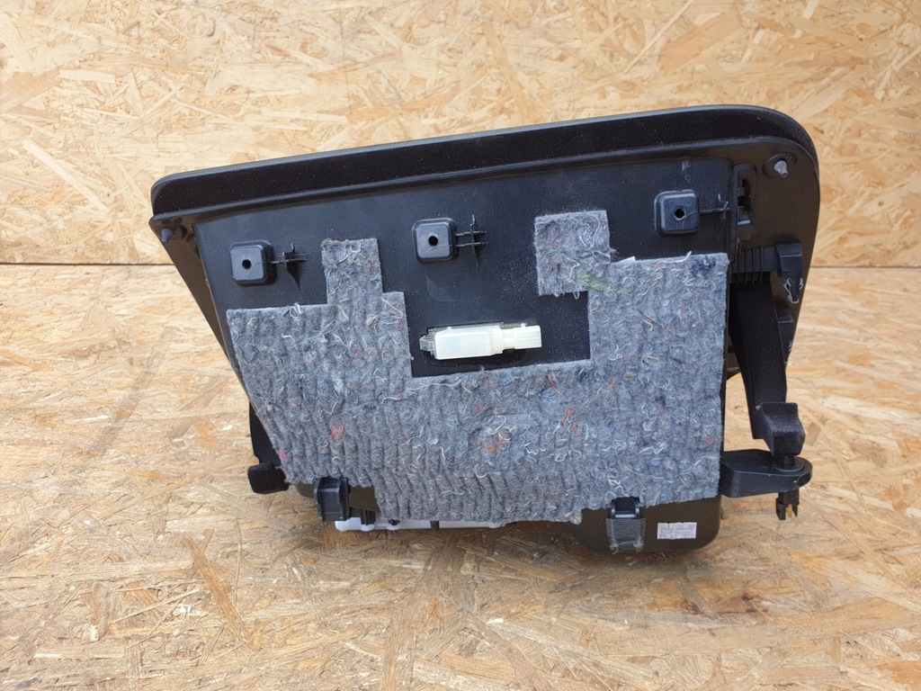 фото №7, Alfa romeo giulia бардачок пасажира