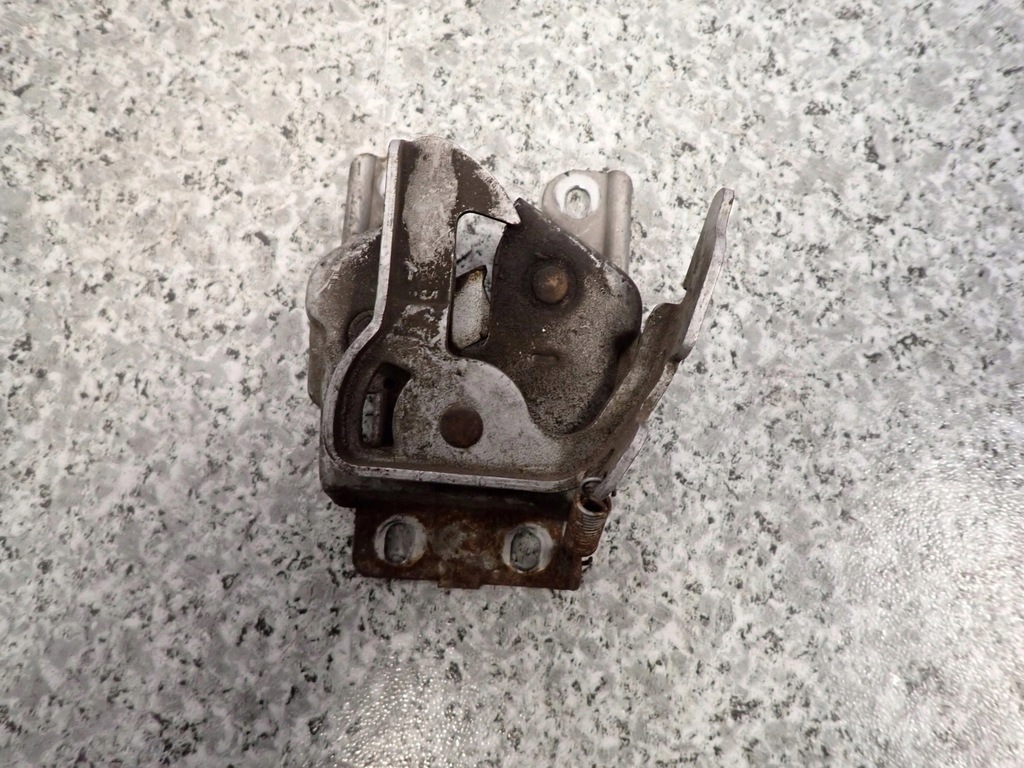 фото №1, Suzuki liana 01- замок капот