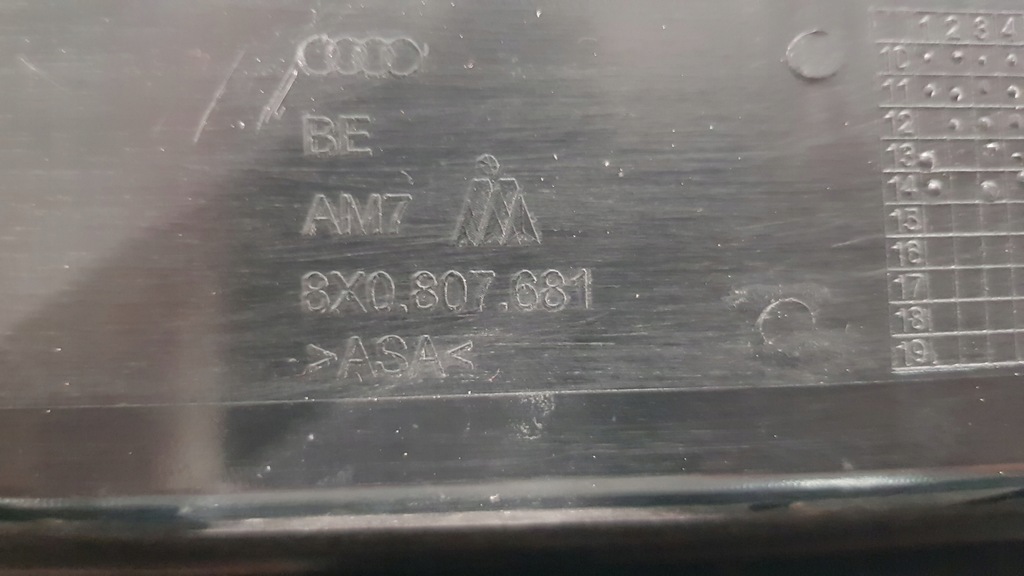 фото №7, Решітка радіатора решітка бампера ліва audi a1 8x0807681